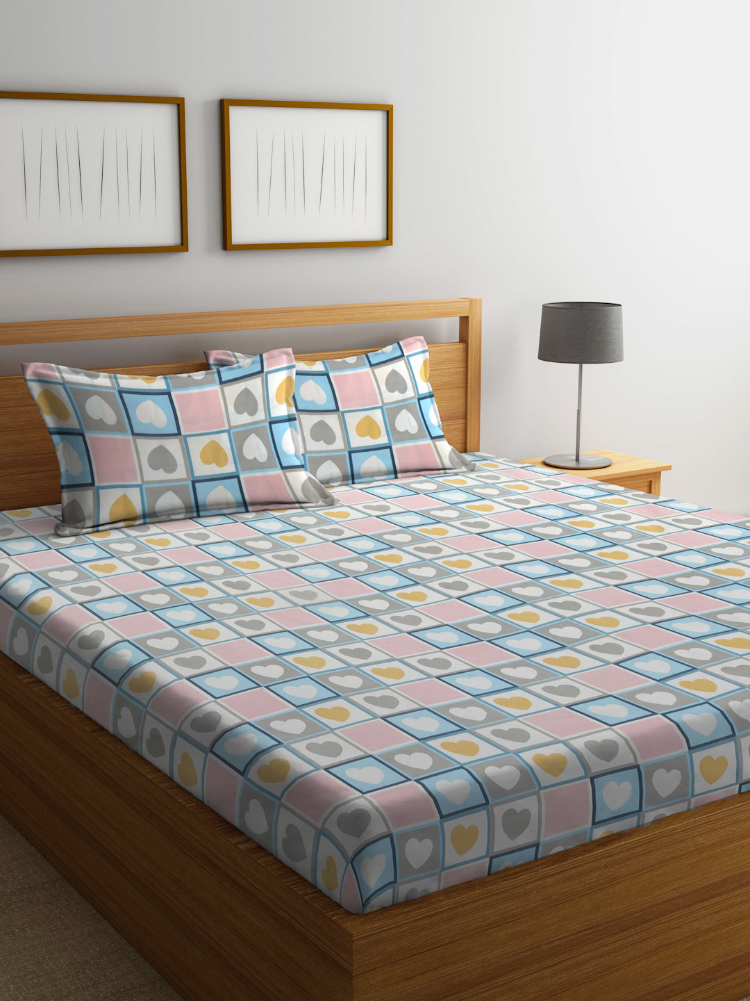 Arrabi Multi Geometric TC Cotton Blend Super King Size Bedsheet with 2 Pillow Covers (270 X 260 cm)