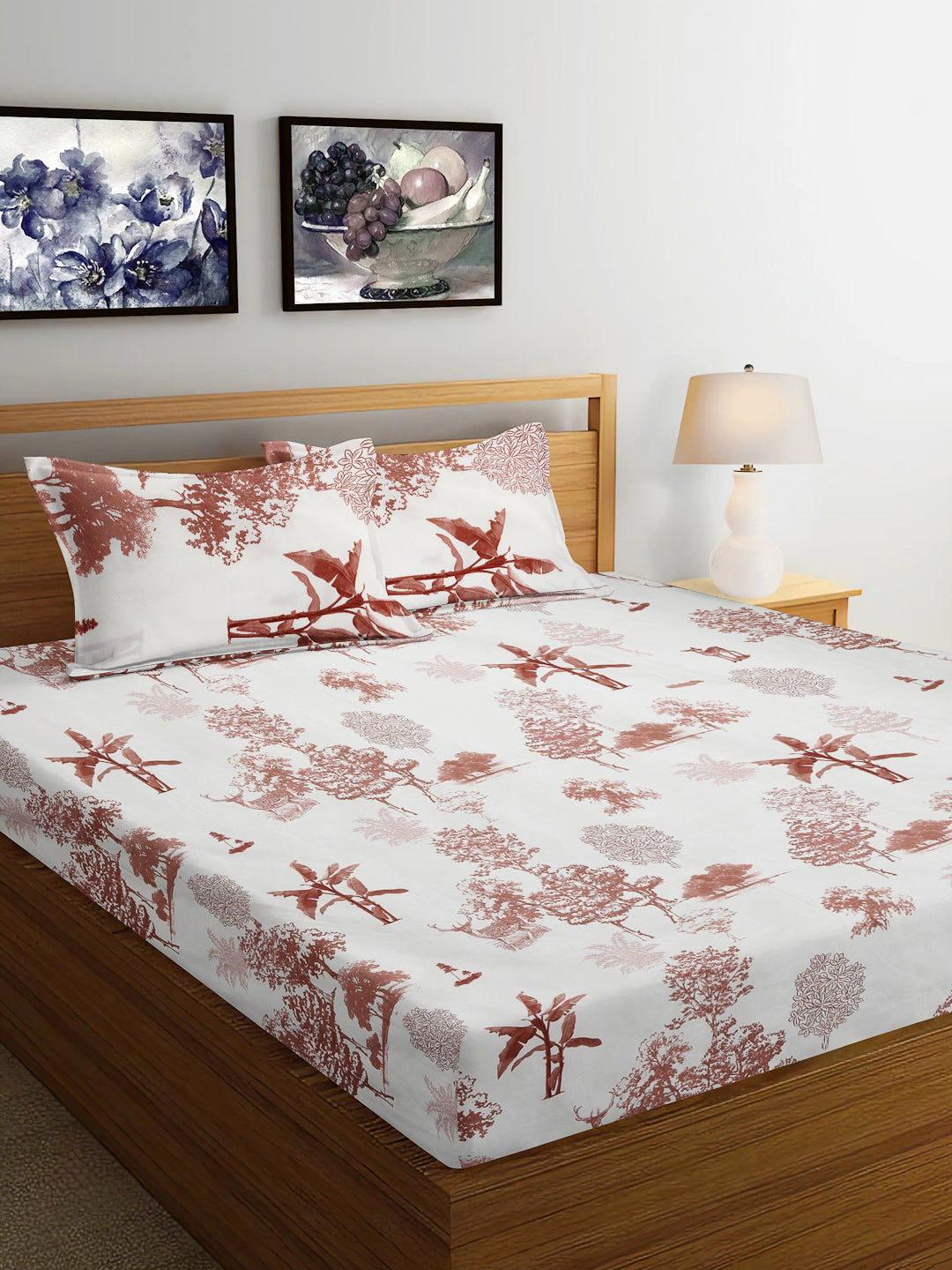 Arrabi Cream Leaf TC Cotton Blend King Size Bedsheet with 2 Pillow Covers (250 x 215 cm)