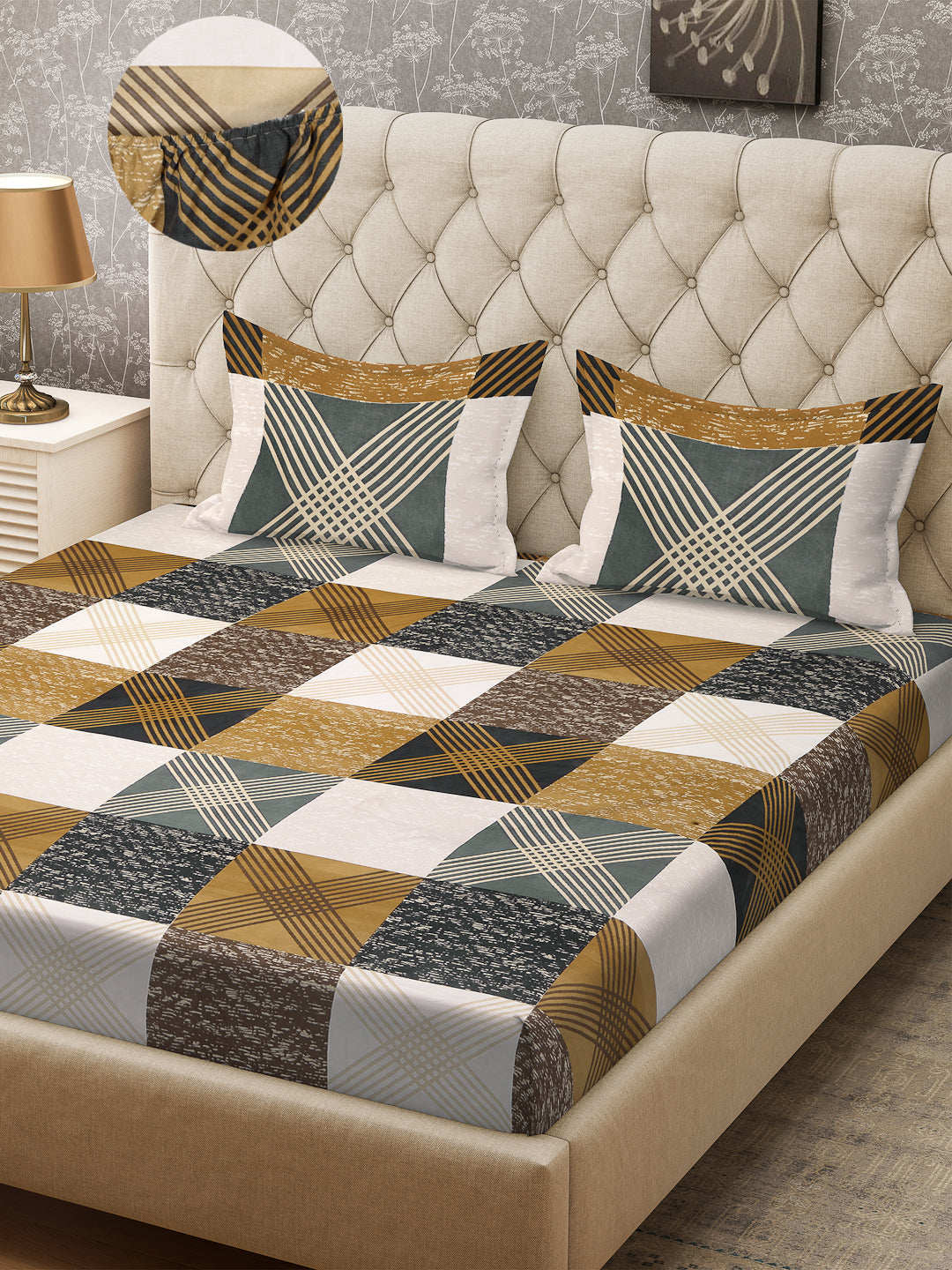 Arrabi Multi Geometric TC Cotton Blend Super King Size Fitted Bedsheet with 2 Pillow Covers (260 x 260 cm)