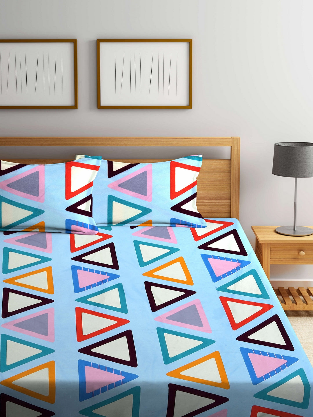 Arrabi Multi Geometric TC Cotton Blend King Size Bookfold Bedsheet with 2 Pillow Covers (250 X 215 cm)