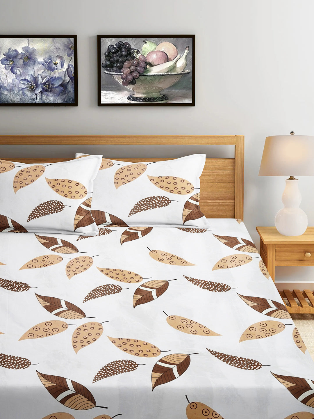 Arrabi Cream Leaf TC Cotton Blend King Size Fitted Bedsheet with 2 Pillow Covers (250 X 215 Cm)