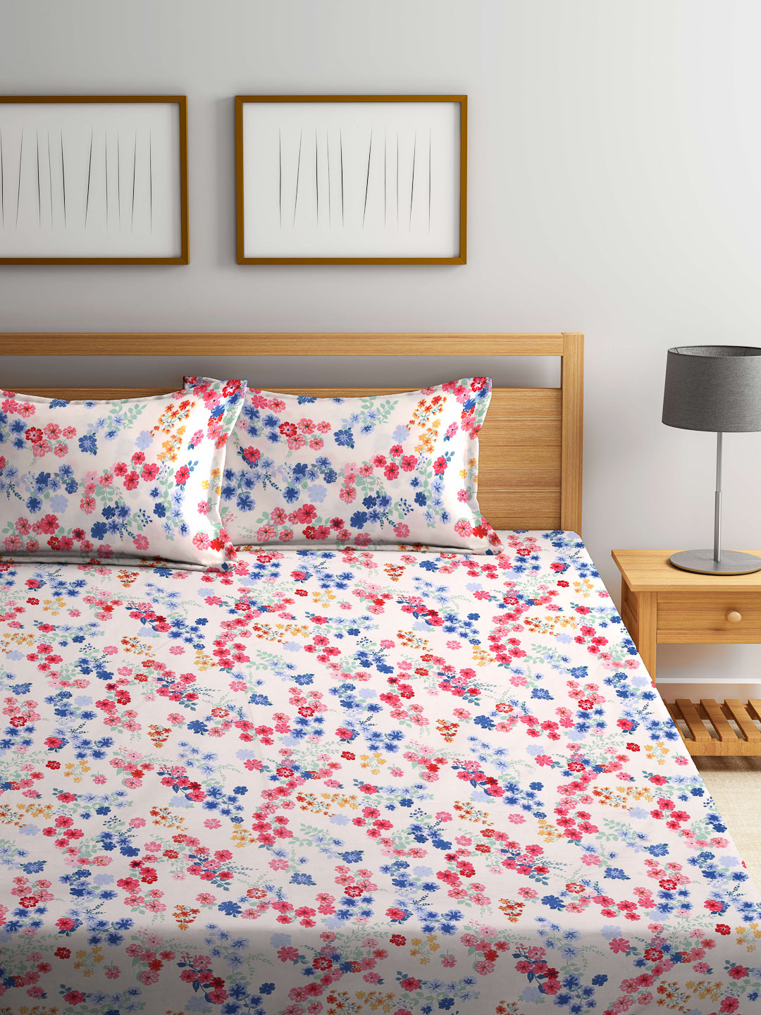 Arrabi Pink Floral TC Cotton Blend King Size Bookfold Bedsheet with 2 Pillow Covers (250 X 215 cm)