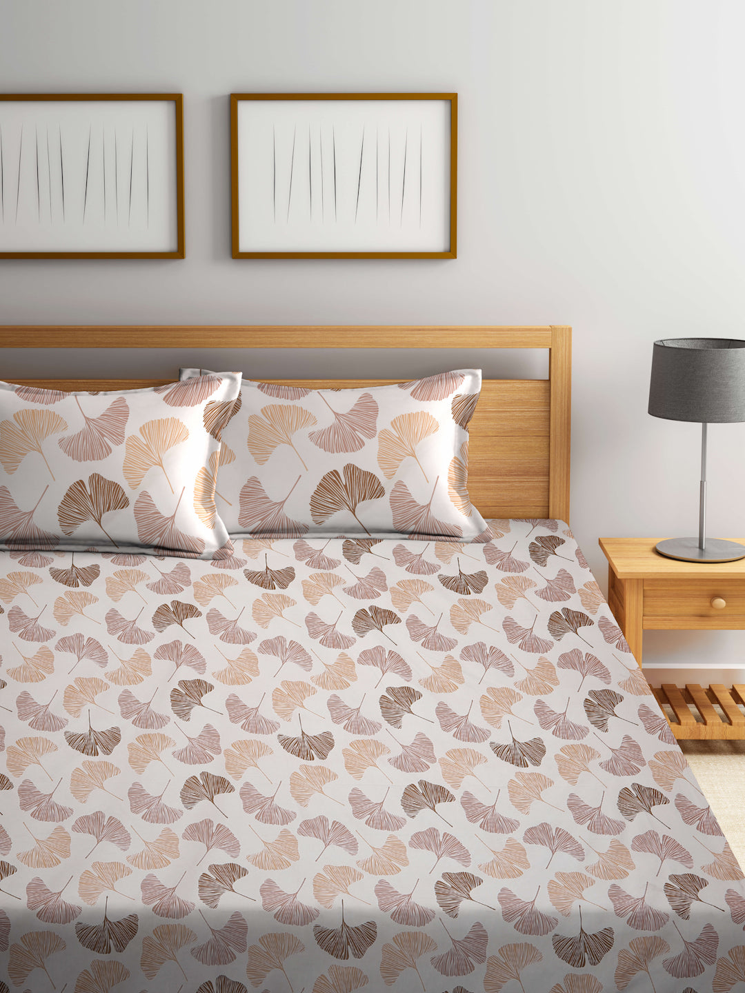 Arrabi Cream Floral TC Cotton Blend King Size Bedsheet with 2 Pillow Covers (250 X 215 cm)