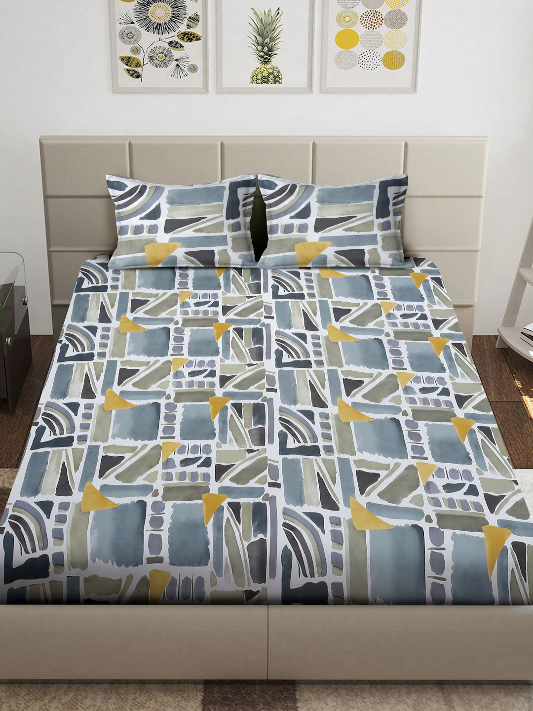 Arrabi Multi Geometric TC Cotton Blend King Size Bedsheet with 2 Pillow Covers (250 x 215 cm)
