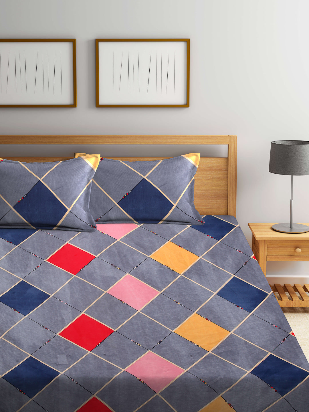 Arrabi Grey Geometric TC Cotton Blend Super King Size Bookfold Bedsheet with 2 Pillow Covers (270 X 260 cm)