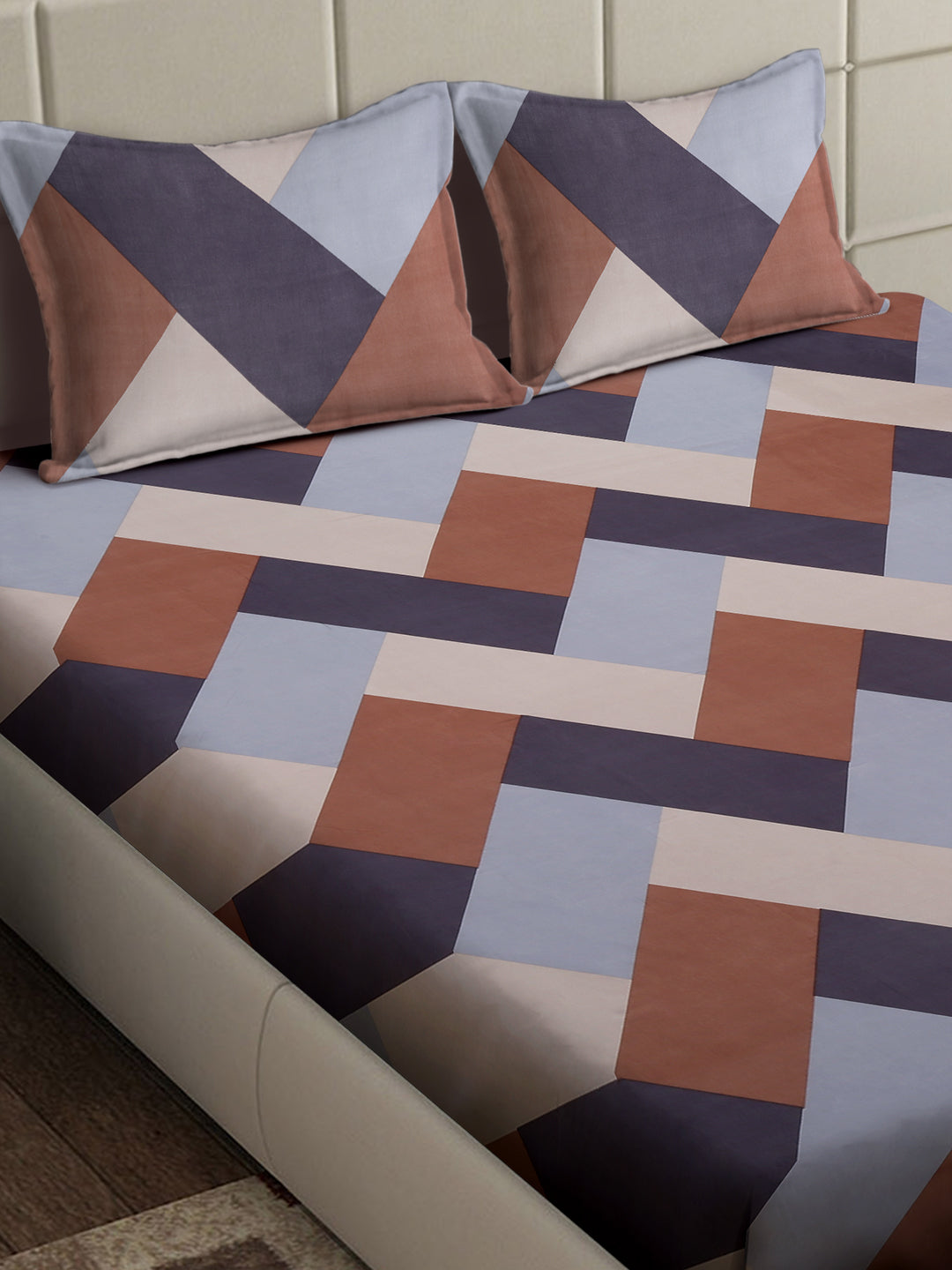 Arrabi Multi Geometric TC Cotton Blend Super King Size Bedsheet with 2 Pillow Covers (270 x 260 cm)