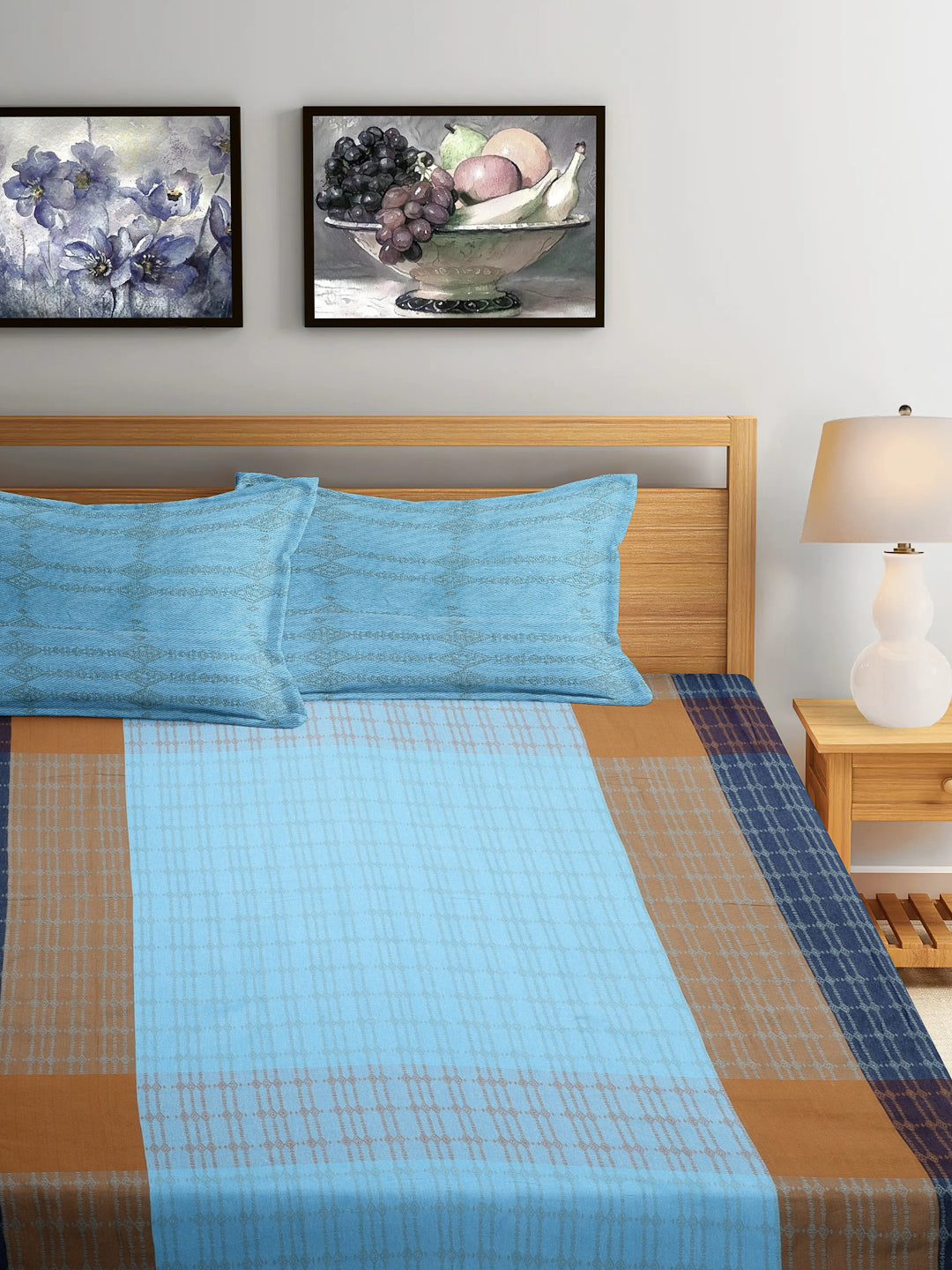 Arrabi Blue Geometric Handwoven Cotton King Size Bedsheet with 2 Pillow Covers (260 x 230 cm)