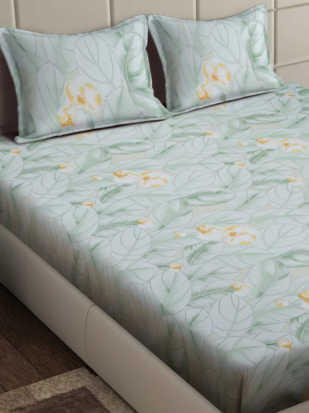 Arrabi Green Floral TC Cotton Blend King Size Bedsheet with 2 Pillow Covers (250 x 215 cm)