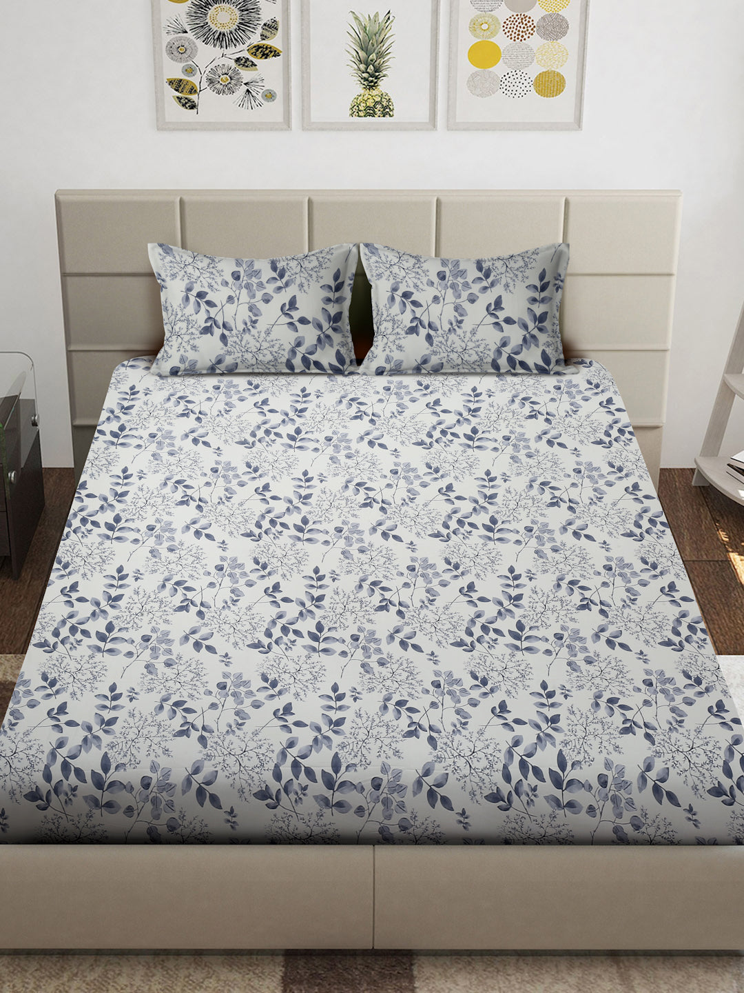 Arrabi Cream Floral TC Cotton Blend King Size Bedsheet with 2 Pillow Covers (250 x 215 cm)