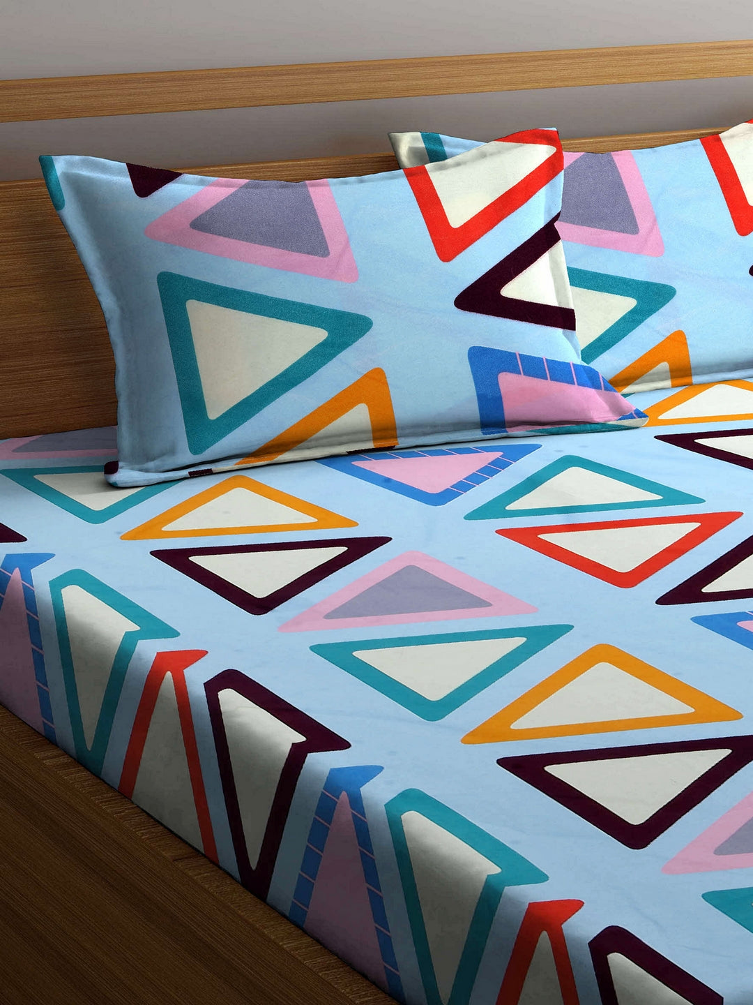 Arrabi Multi Geometric TC Cotton Blend King Size Bookfold Bedsheet with 2 Pillow Covers (250 X 215 cm)