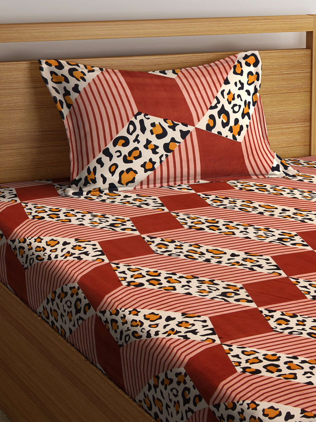 Arrabi Brown Abstract TC Cotton Blend Single Size Fitted Bedsheet with 1 Pillow Cover (220 X 150 cm)