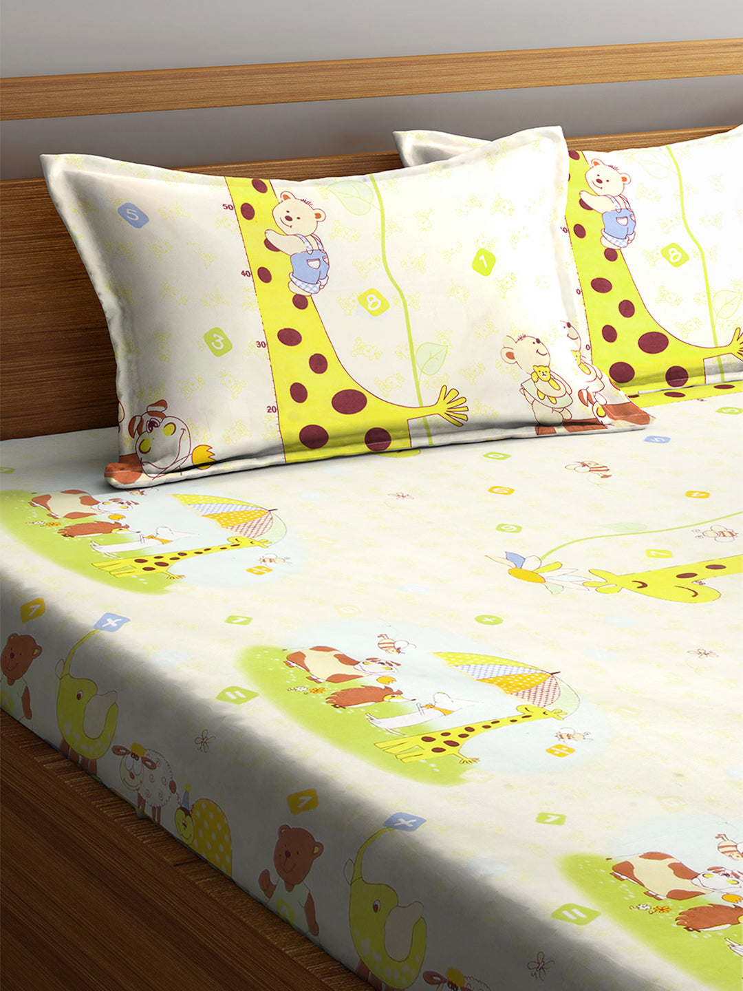 Arrabi Yellow Cartoon TC Cotton Blend King Size Bookfold Bedsheet with 2 Pillow Covers (250 X 220 cm)
