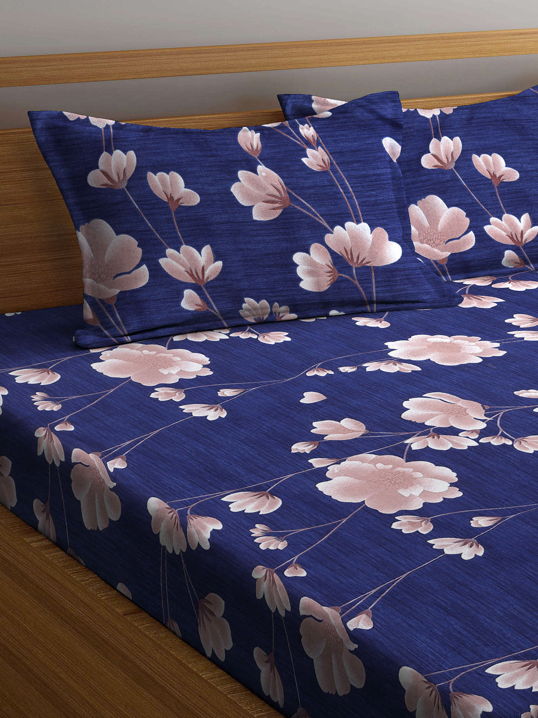 Arrabi Blue Floral TC Cotton Blend King Size Bookfold Bedsheet with 2 Pillow Covers (250 X 215 cm)