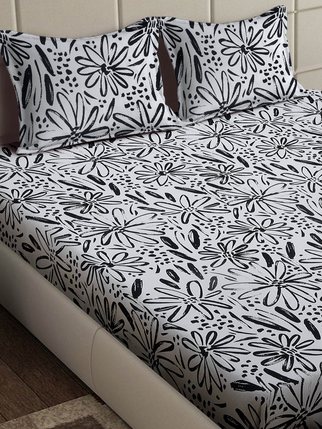 Arrabi White Floral TC Cotton Blend Super King Size Bedsheet with 2 Pillow Covers (270 x 260 cm)