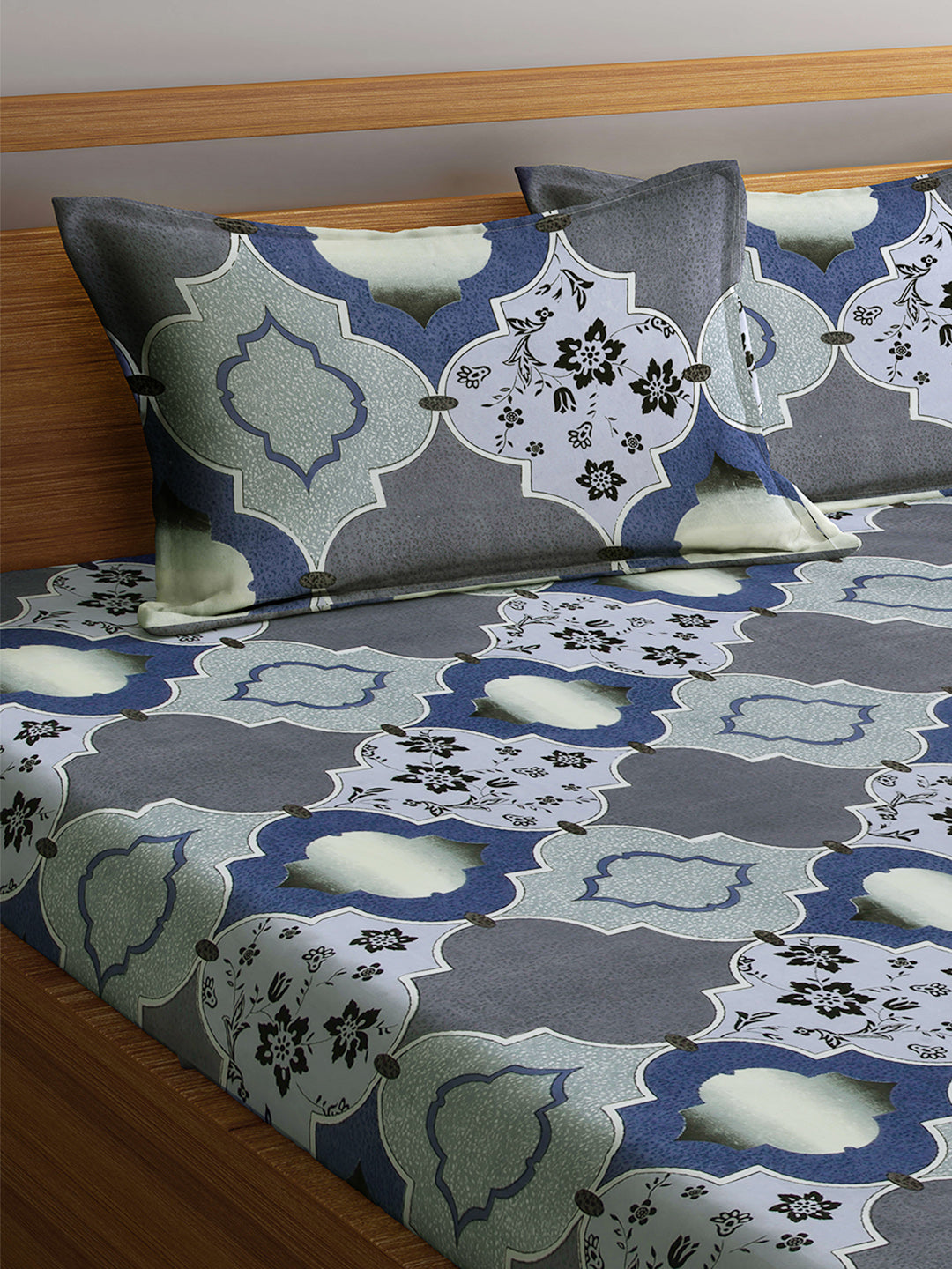 Arrabi Multi Graphic TC Cotton Blend King Size Bookfold Bedsheet with 2 Pillow Covers (250 X 220 cm)