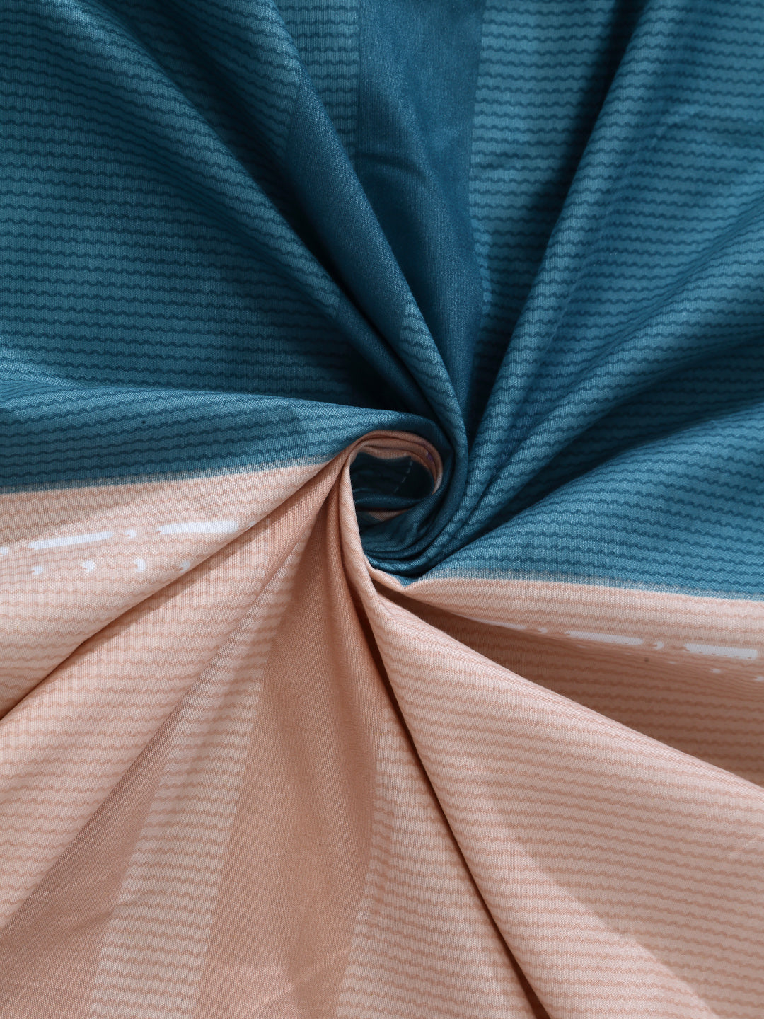 Arrabi Multi Geometric Cotton Blend 8 SEATER Table Cover (215 X 150 cm)