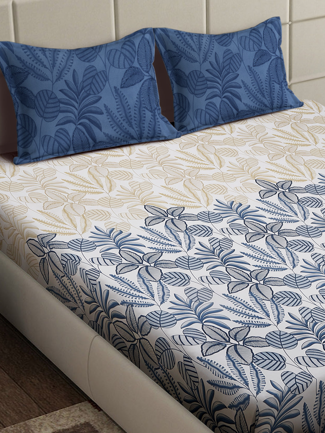 Arrabi White Floral TC Cotton Blend Super King Size Fitted Bedsheet with 2 Pillow Covers (270 x 260 cm)