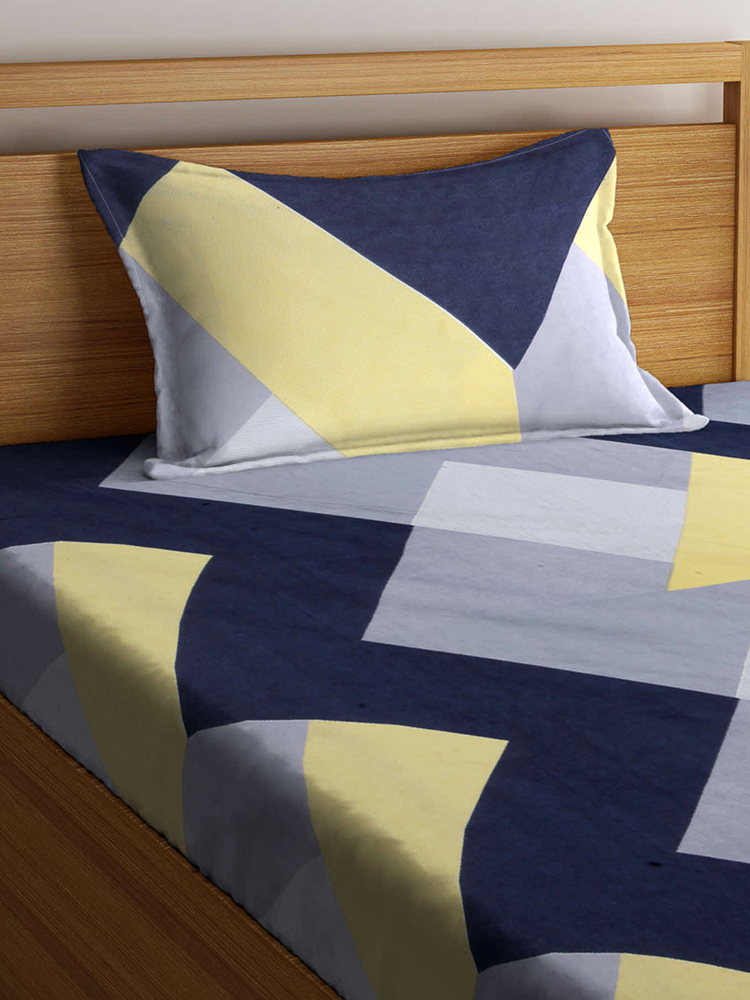 Arrabi Multi Geometric TC Cotton Blend Single Size Fitted Bedsheet with 1 Pillow Cover (220 X 150 cm)