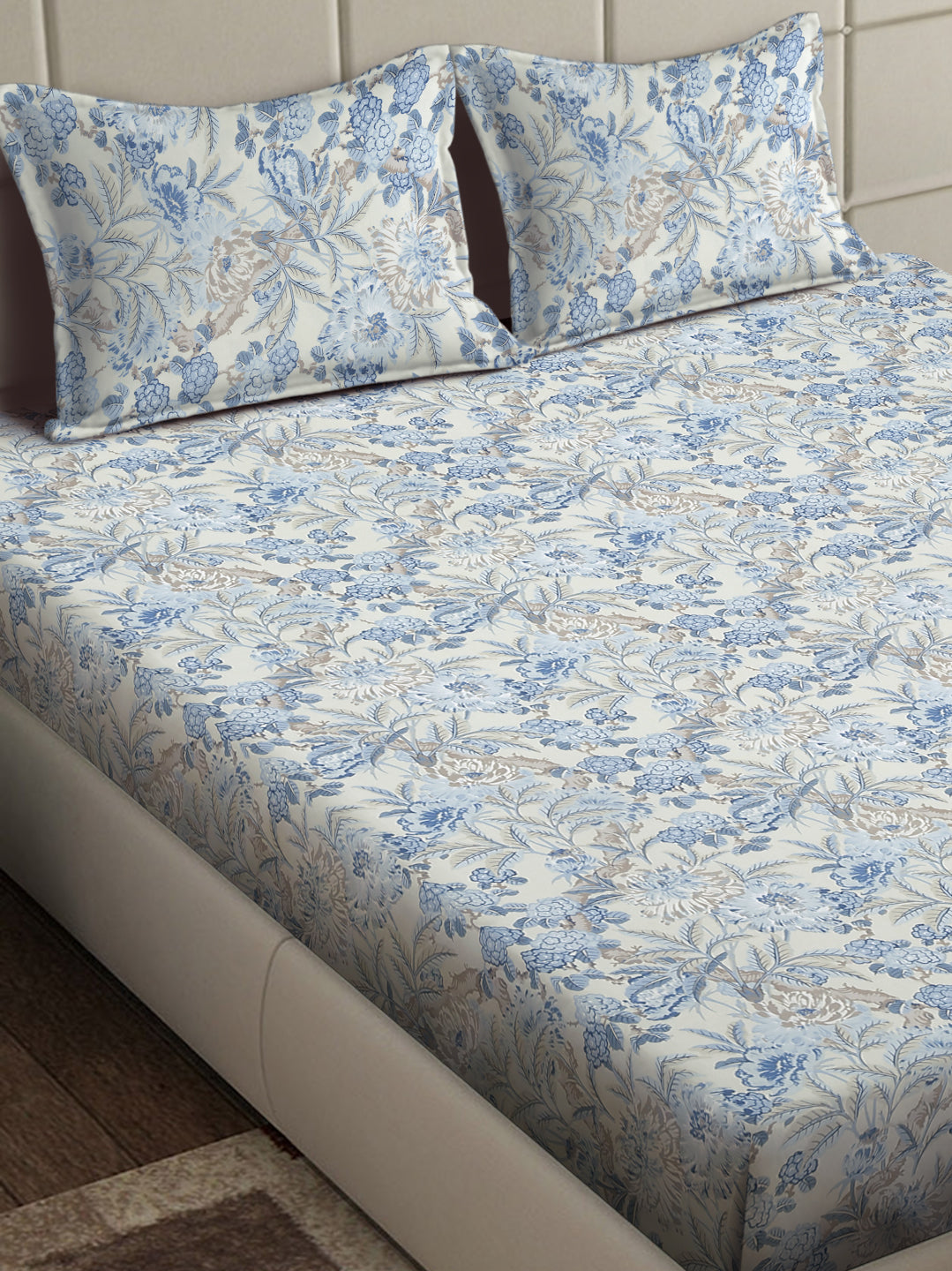 Arrabi Blue Floral TC Cotton Blend King Size Bedsheet with 2 Pillow Covers (250 x 215 cm)