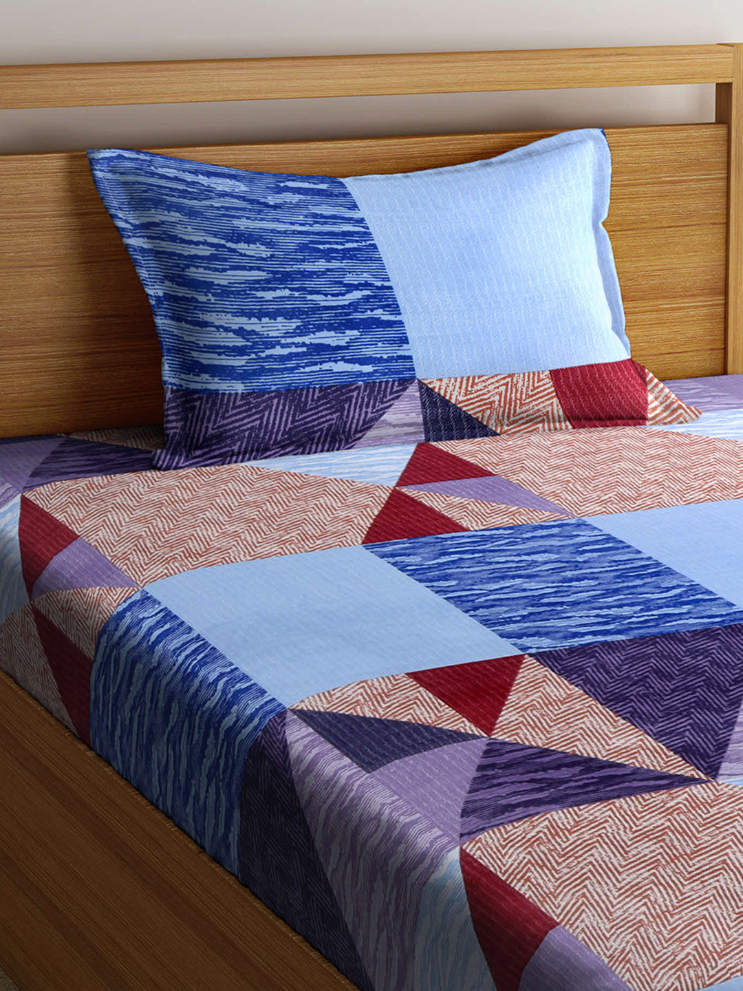 Arrabi Multi Geometric TC Cotton Blend Single Size Fitted Bedsheet with 1 Pillow Cover (220 X 150 cm)