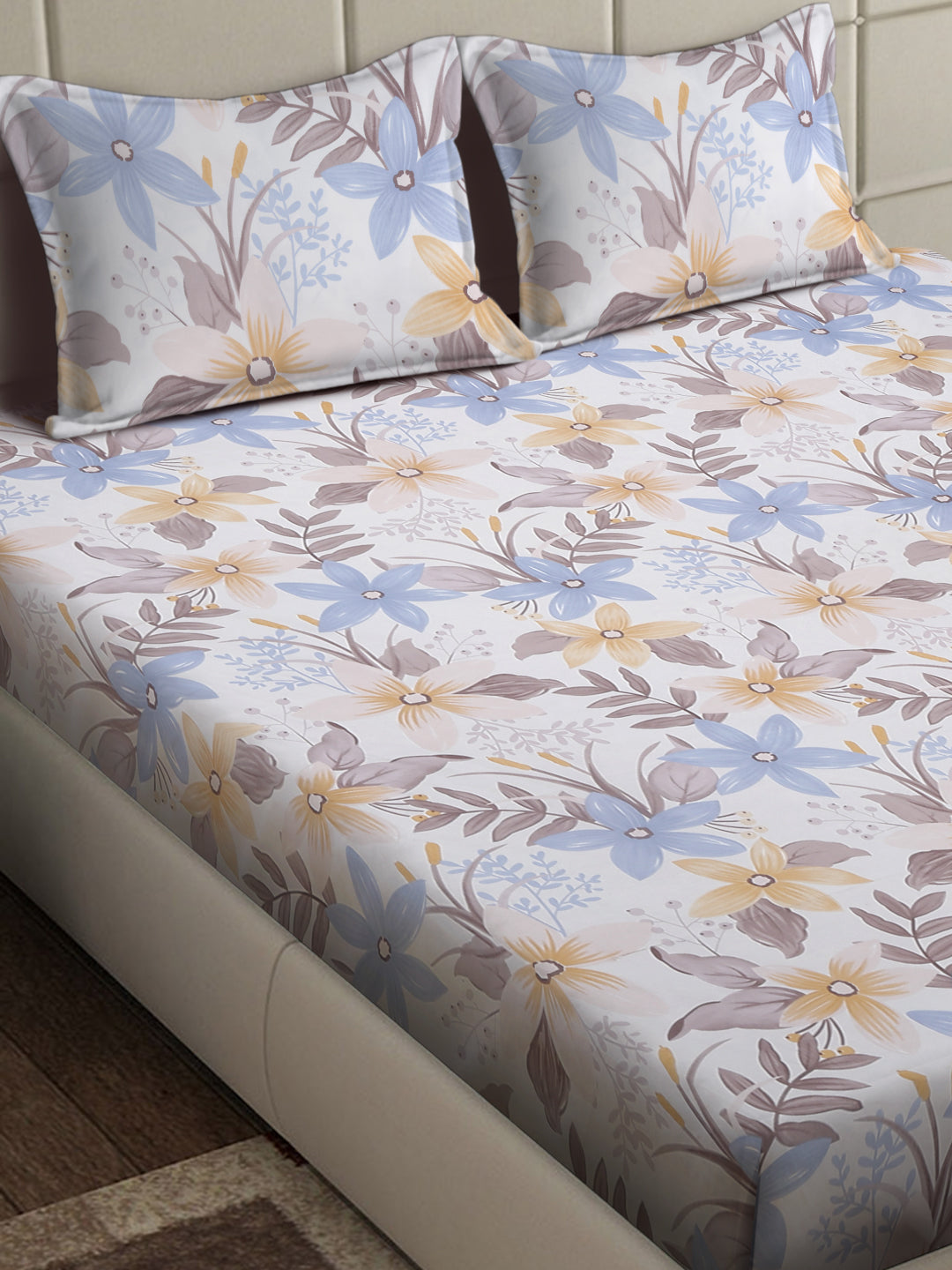 Arrabi Multi Floral TC Cotton Blend Super King Size Bedsheet with 2 Pillow Covers (270 x 260 cm)