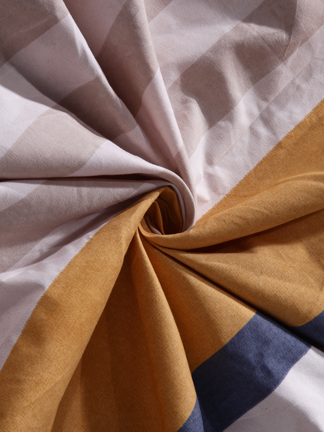 Arrabi Multi Stripes TC Cotton Blend Super King Size Fitted Bedsheet with 2 Pillow Covers (270 x 260 cm)