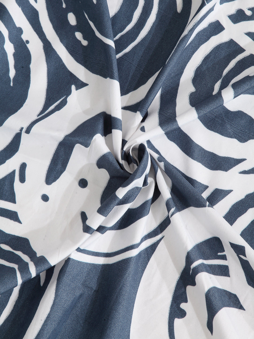 Arrabi Grey Geometric TC Cotton Blend Single Size Bedsheet with 1 Pillow Cover (215 x 150 cm)