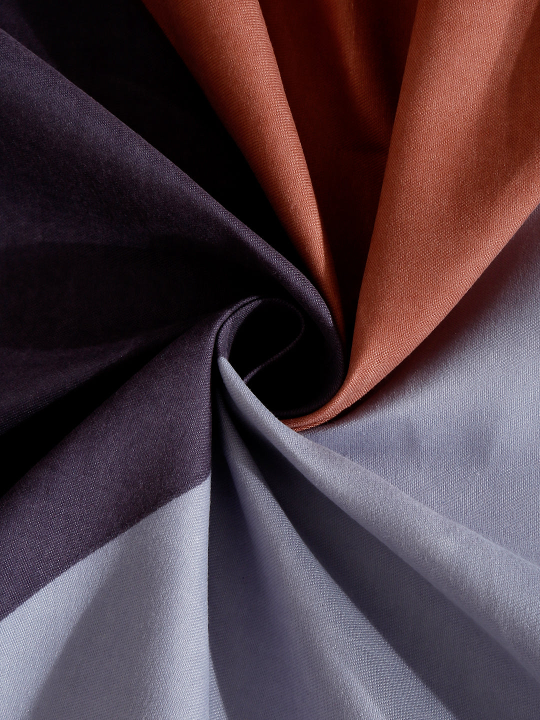 Arrabi Multi Geometric TC Cotton Blend Super King Size Bedsheet with 2 Pillow Covers (270 x 260 cm)