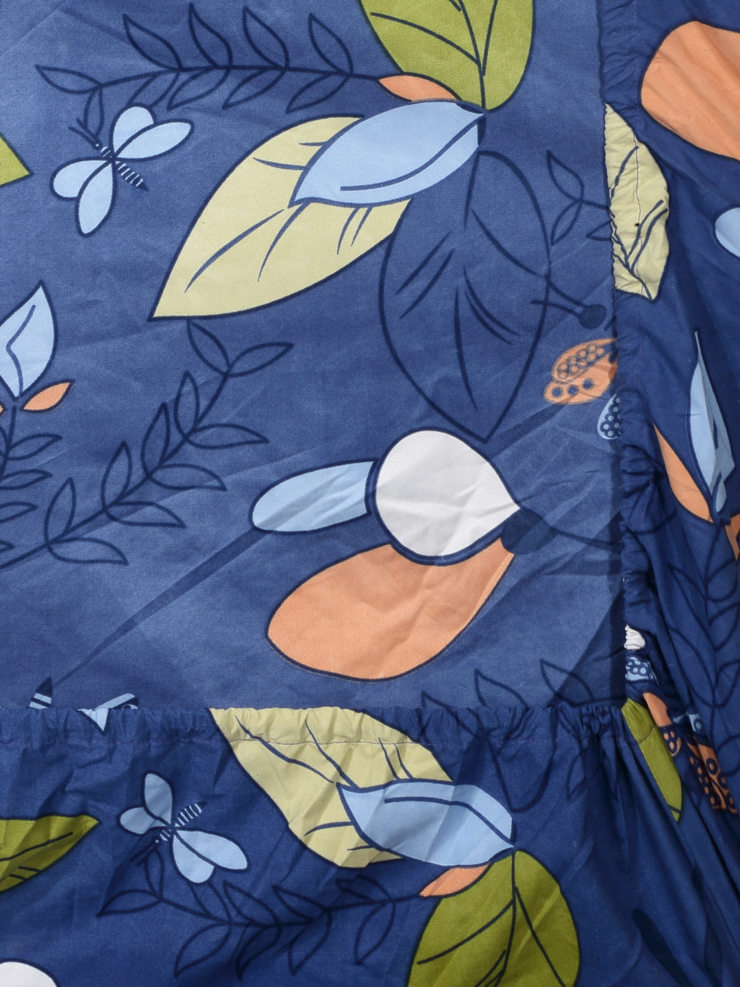 Arrabi Blue Leaf TC Cotton Blend Super King Size Fitted Bedsheet with 2 Pillow Covers (270 x 260 cm)