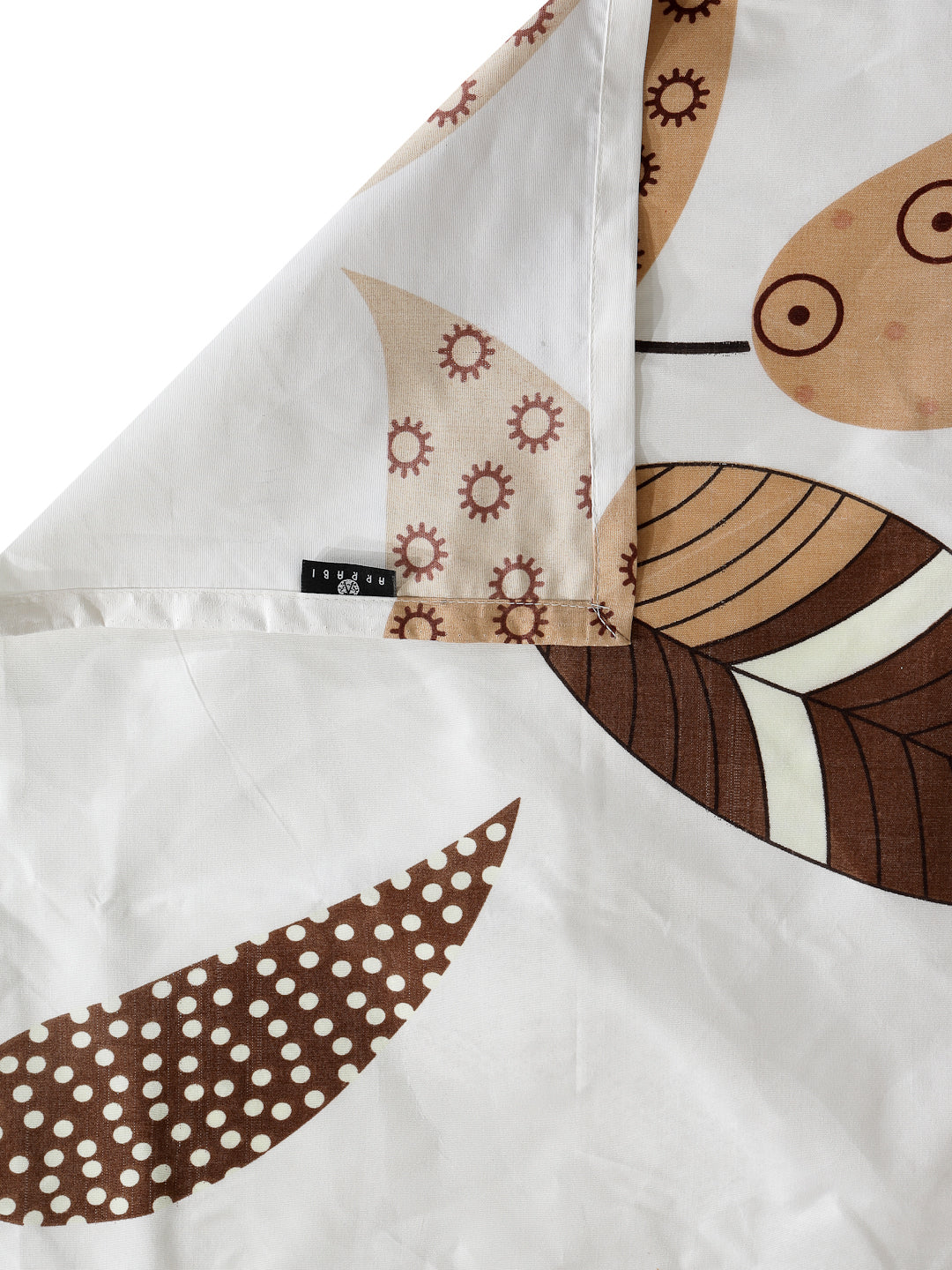 Arrabi Cream Leaf TC Cotton Blend King Size Bedsheet with 2 Pillow Covers (250 x 215 cm)