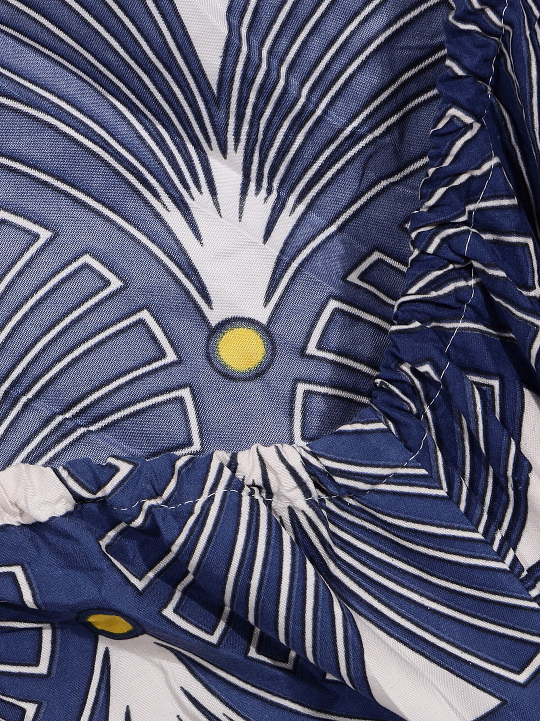 Arrabi Blue Geometric TC Cotton Blend Super King Size Fitted Bedsheet with 2 Pillow Covers (270 X 260 Cm)