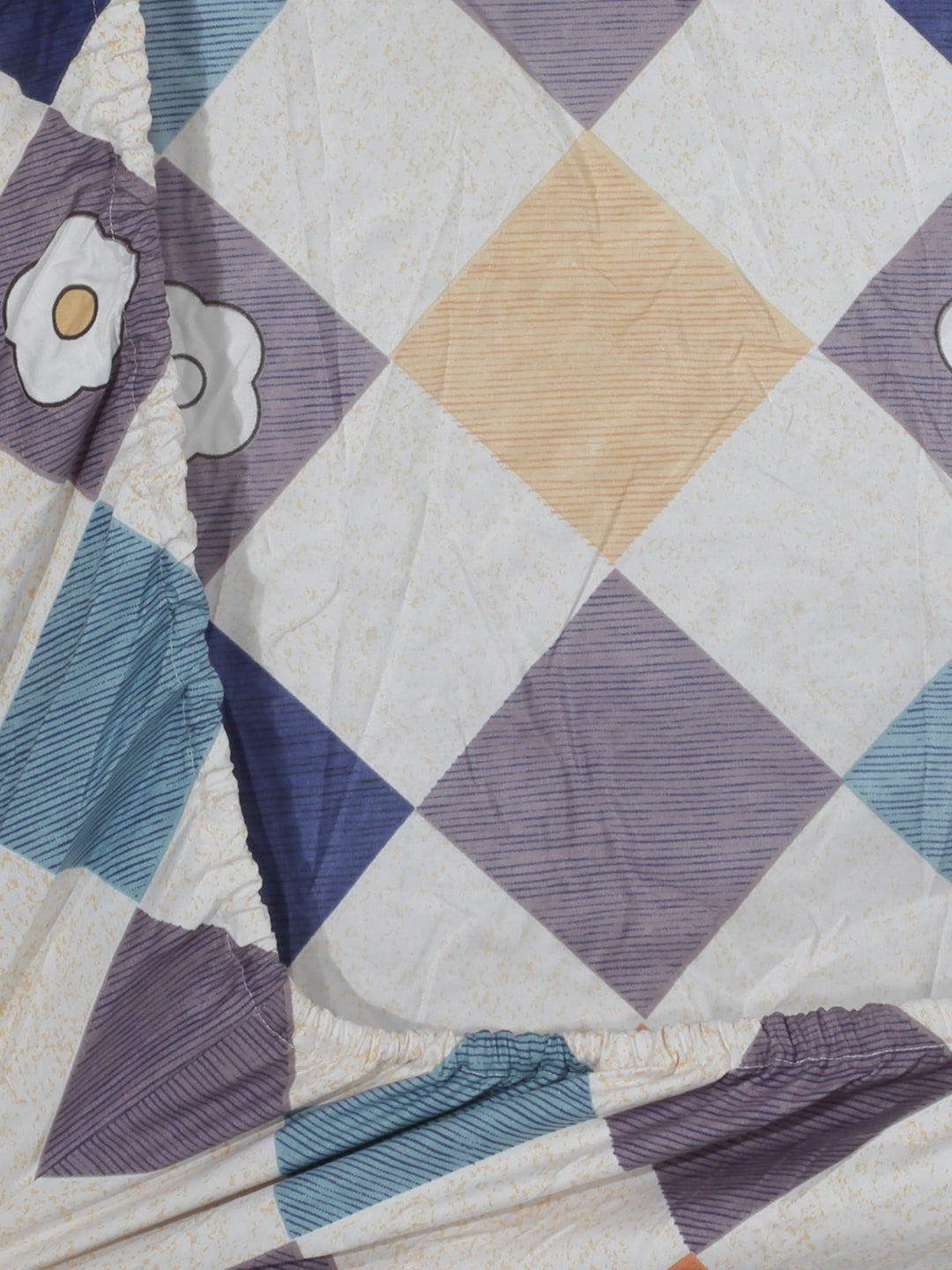 Arrabi Multi Geometric TC Cotton Blend Super King Size Fitted Bedsheet with 2 Pillow Covers (270 X 260 Cm )