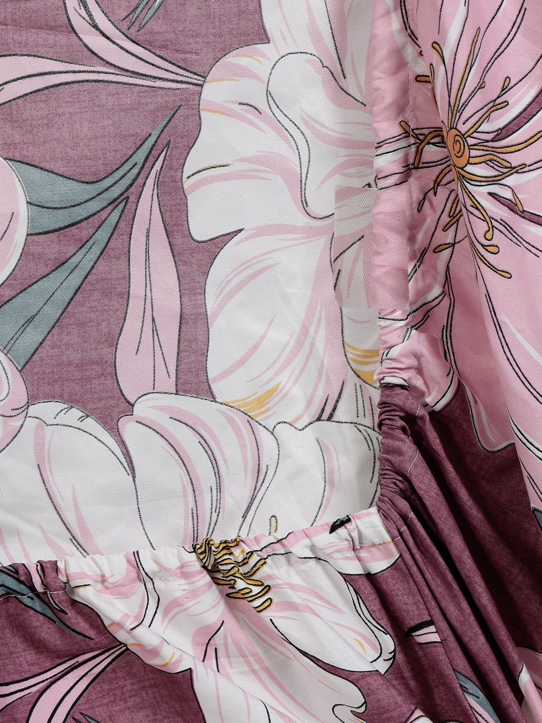 Arrabi Pink Floral TC Cotton Blend Super King Size Fitted Bedsheet with 2 Pillow Covers (270 X 260 Cm)