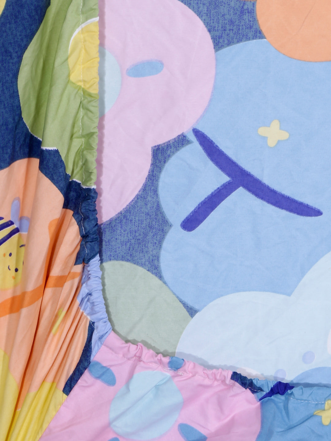 Arrabi Multi Floral TC Cotton Blend Single Size Fitted Bedsheet with 1 Pillow Cover (215 X 150 cm)