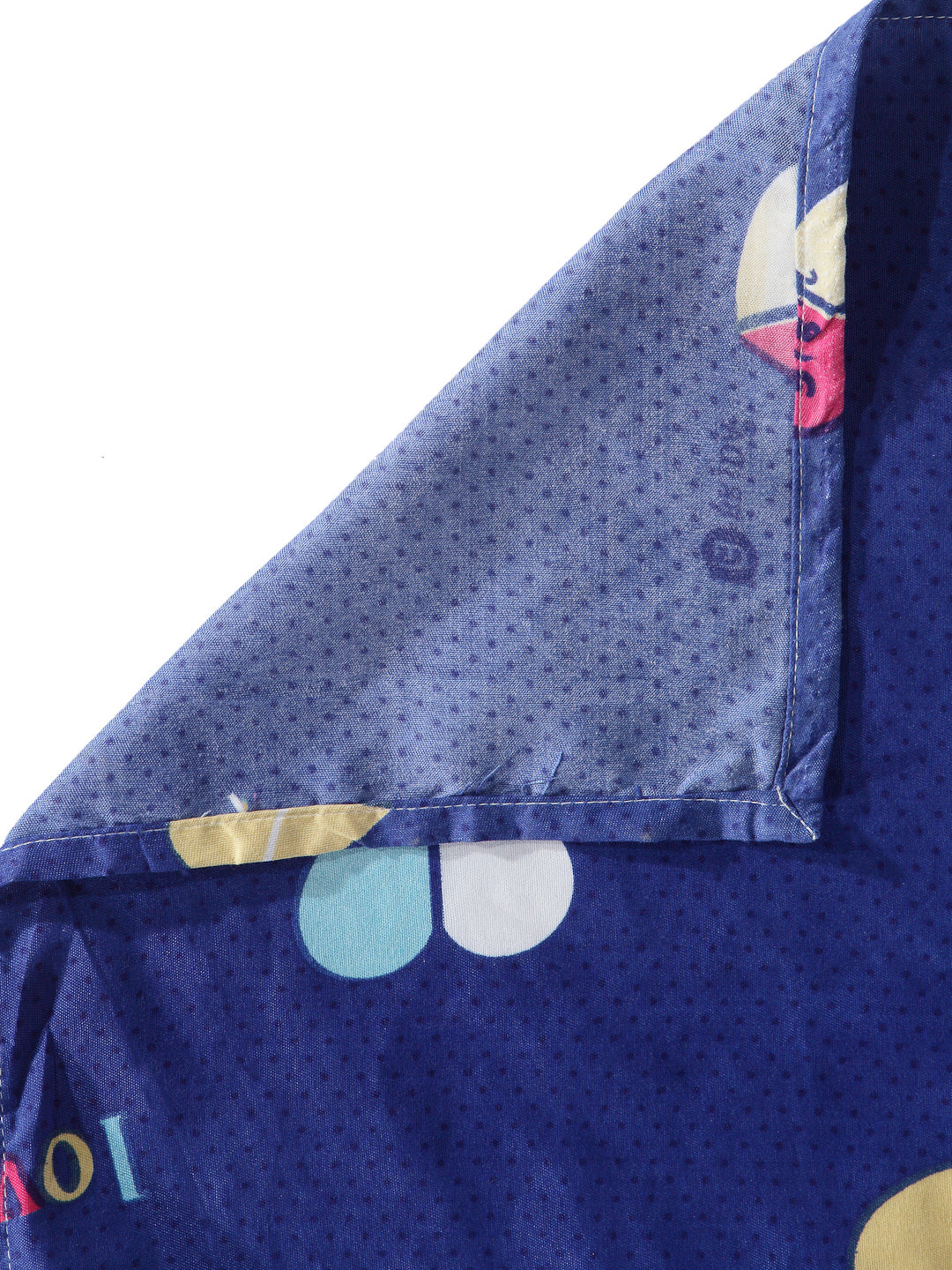 Arrabi Blue Graphic TC Cotton Blend King Size Bookfold Bedsheet with 2 Pillow Covers (250 X 220 cm)