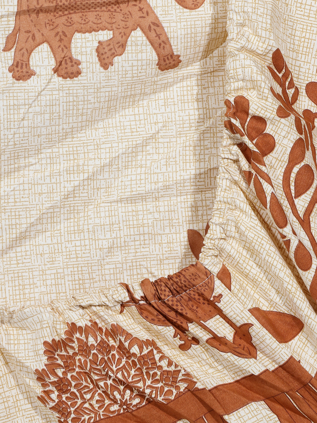 Arrabi Multi Floral TC Cotton Blend Super King Size Fitted Bedsheet with 2 Pillow Covers (270 X 260 Cm)