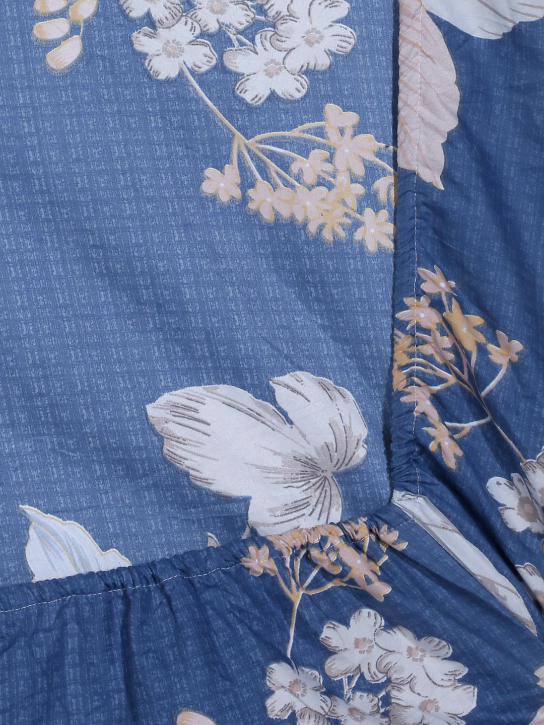 Arrabi Blue Floral TC Cotton Blend Super King Size Fitted Bedsheet with 2 Pillow Covers (270 X 260 Cm)