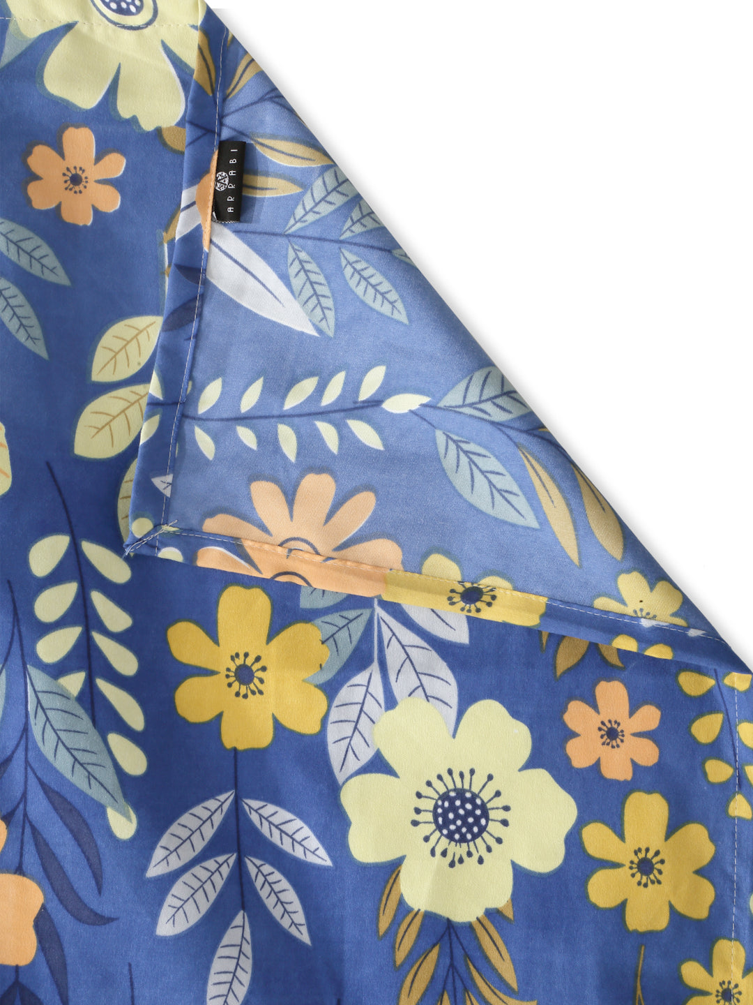 Arrabi Blue Floral TC Cotton Blend Super King Size Bedsheet with 2 Pillow Covers (270 x 260 cm)