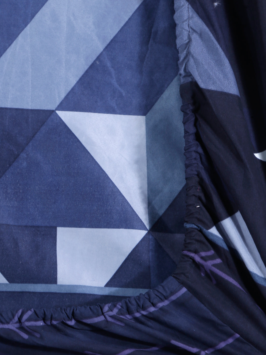Arrabi Blue Geometric TC Cotton Blend Single Size Fitted Bedsheet with 1 Pillow Cover (215 X 150 cm)