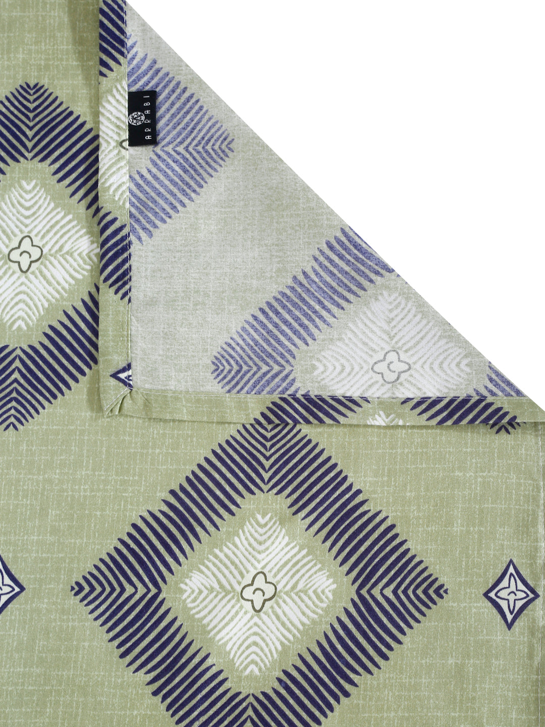 Arrabi Green Geometric TC Cotton Blend King Size Bedsheet with 2 Pillow Covers (250 x 215 cm)