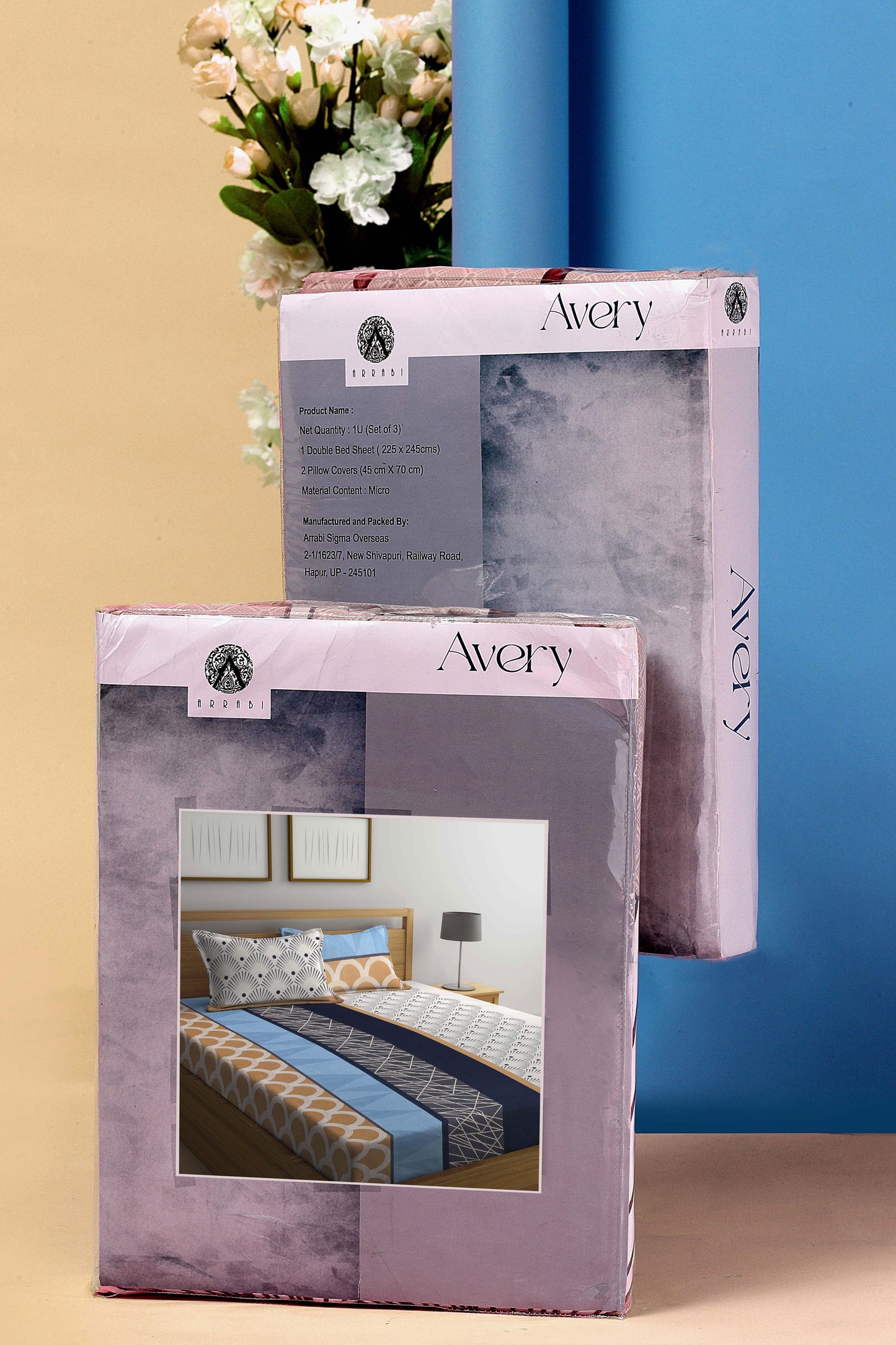 Arrabi Multi Geometric TC Cotton Blend Super King Size Bookfold Bedsheet with 2 Pillow Covers (270 X 260 cm)