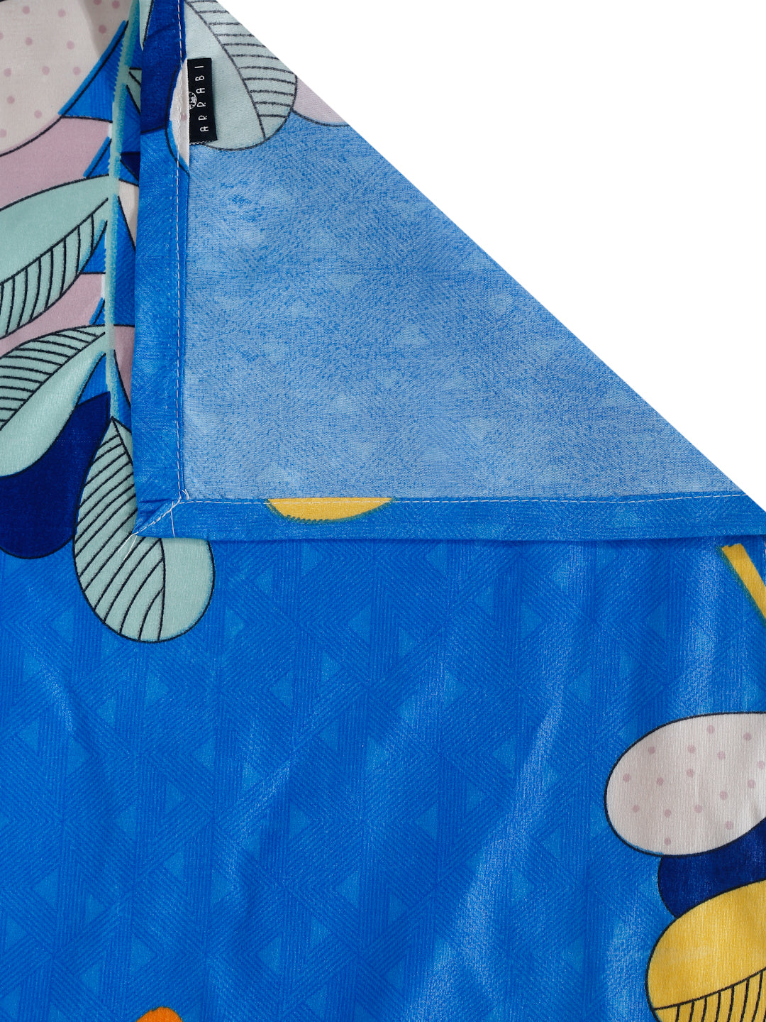 Arrabi Blue Leaf TC Cotton Blend King Size Bedsheet with 2 Pillow Covers (250 x 215 cm)