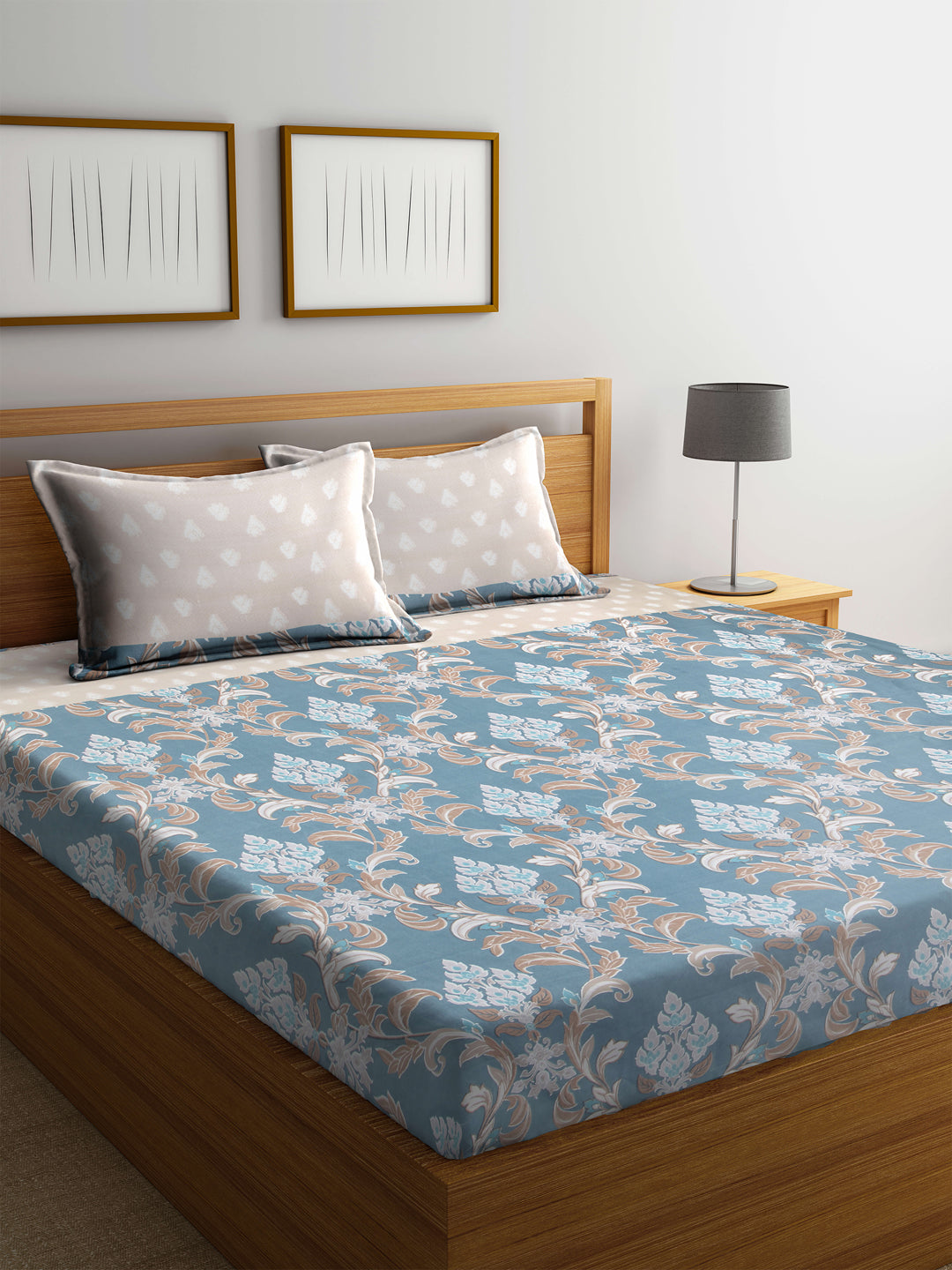 Arrabi Beige Graphic TC Polycotton Double King Size Bedsheet with 2 Pillow Cover (270 x 260 cm)