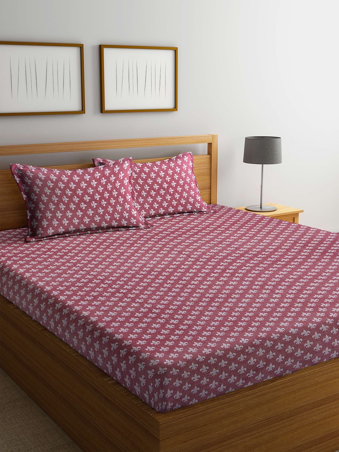 Arrabi Red Indian Handwoven Cotton Double Size Bedsheet with 2 Pillow Covers (260 x 230 cm)