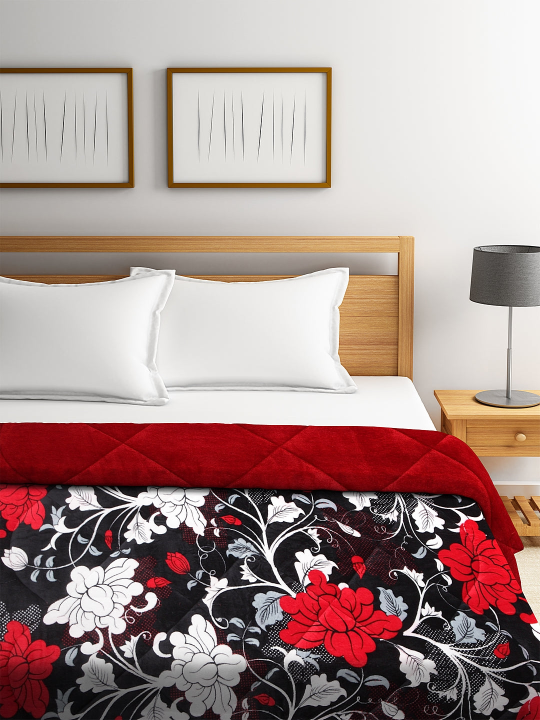 Arrabi Black Floral Polyester King Size 950 GSM Double Quilt (230 X 220 cm)