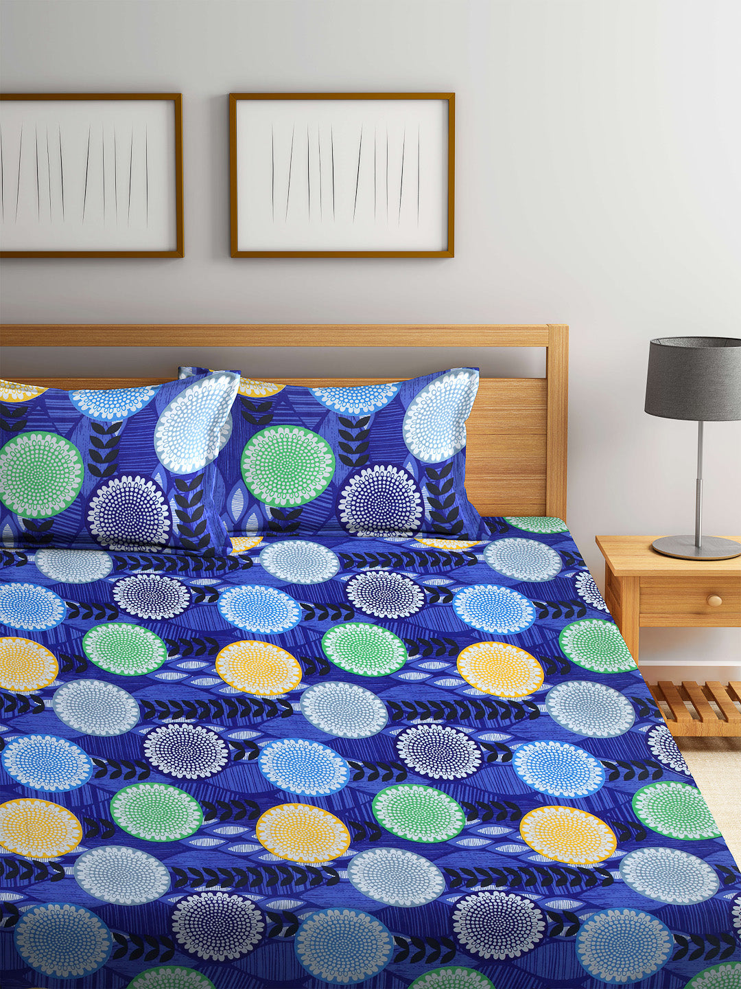Arrabi Multi Floral TC Cotton Blend King Size Fitted Bedsheet with 2 Pillow Covers(250 X 215 Cm )
