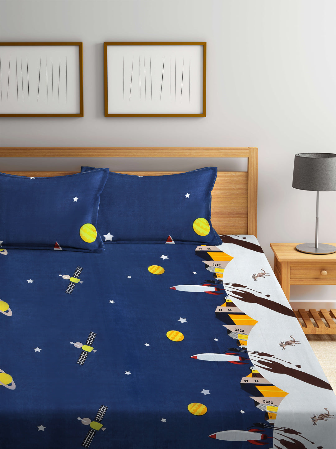 Arrabi Blue Graphic TC Cotton Blend Double Size Bedsheet with 2 Pillow Cover