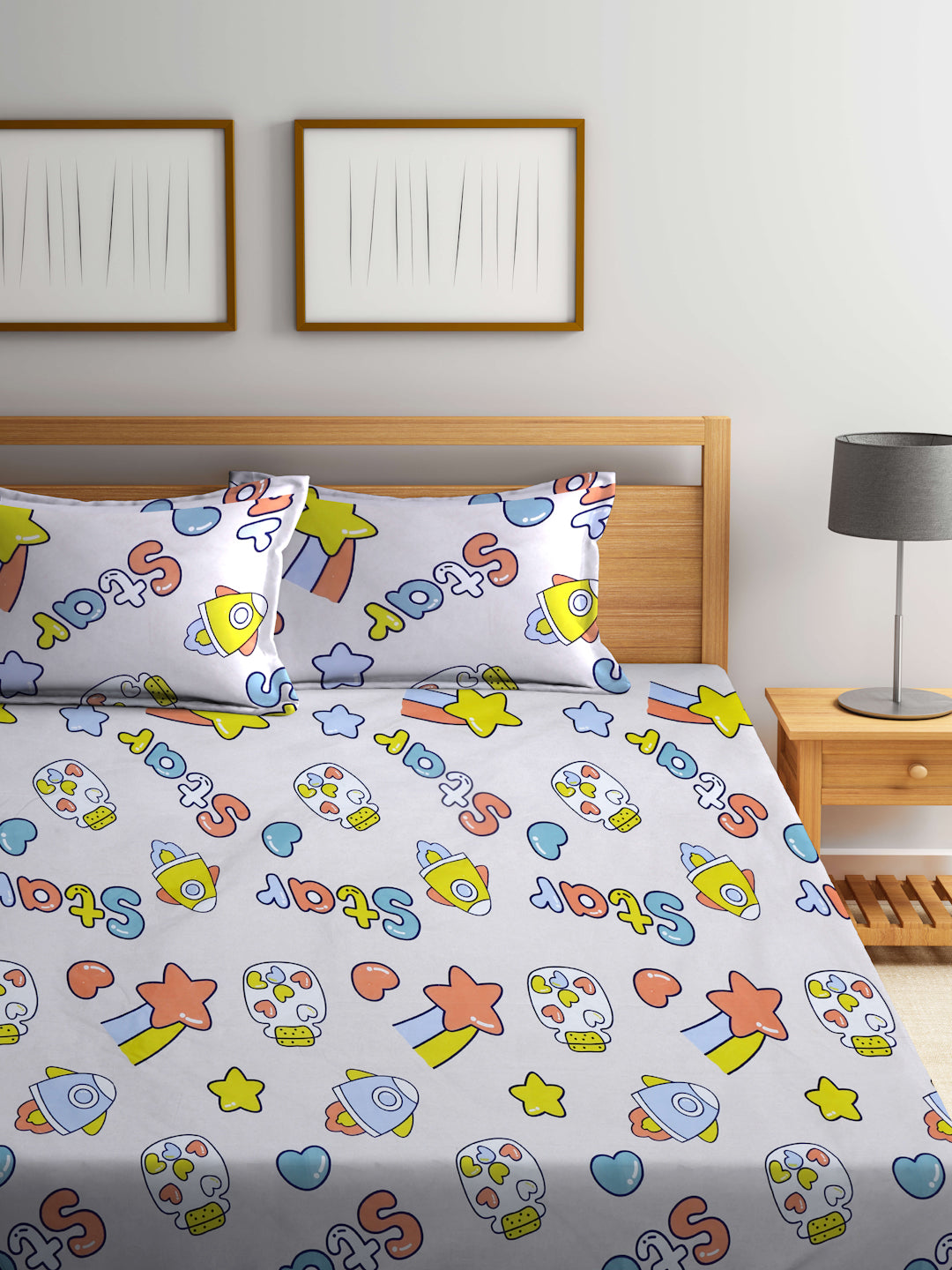 Arrabi Beige Cartoon TC Cotton Blend King Size Fitted Bedsheet with 2 Pillow Covers(250 X 215 Cm )