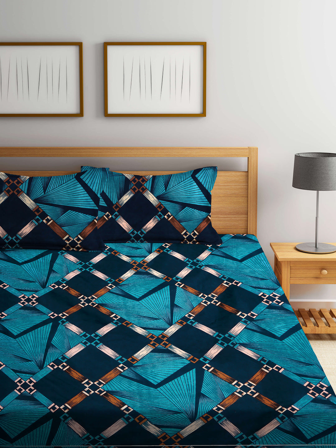 ARRABI® King Size Bedsheet with Two Pillow Covers (250 x 220 cm)