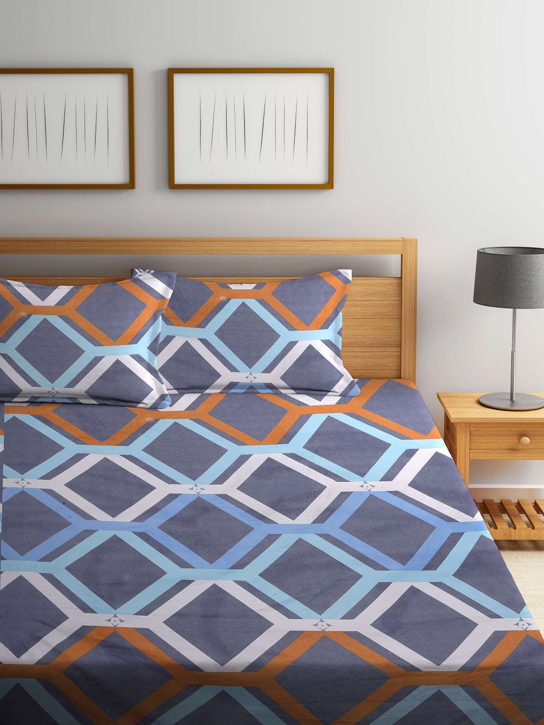 Arrabi Grey Geometric TC Cotton Blend Double King Size Bedsheet with 2 Pillow Covers (270 x 260 cm)